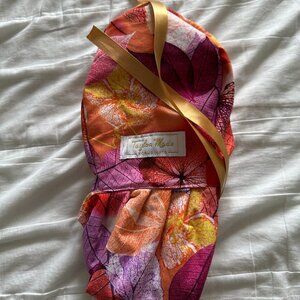 Taylor Made Scrub Hat with LUXE Satin Lining Ponytail Style EUC